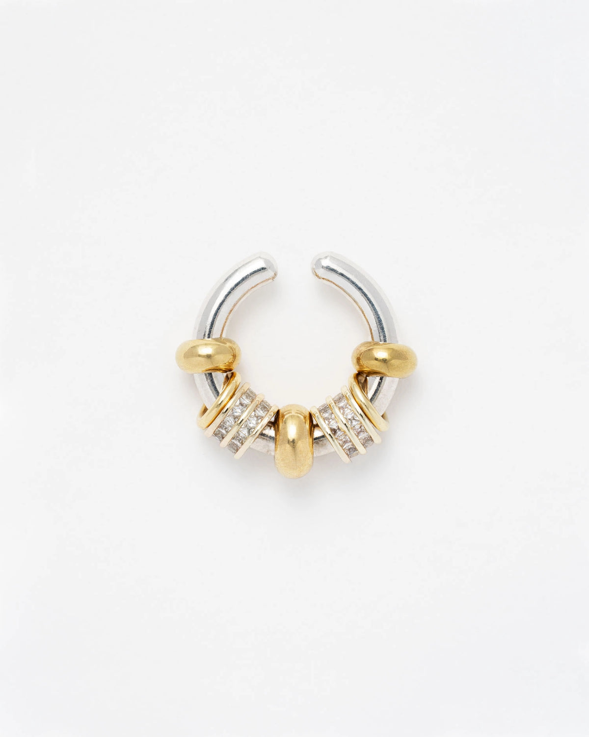 Amena Earcuff