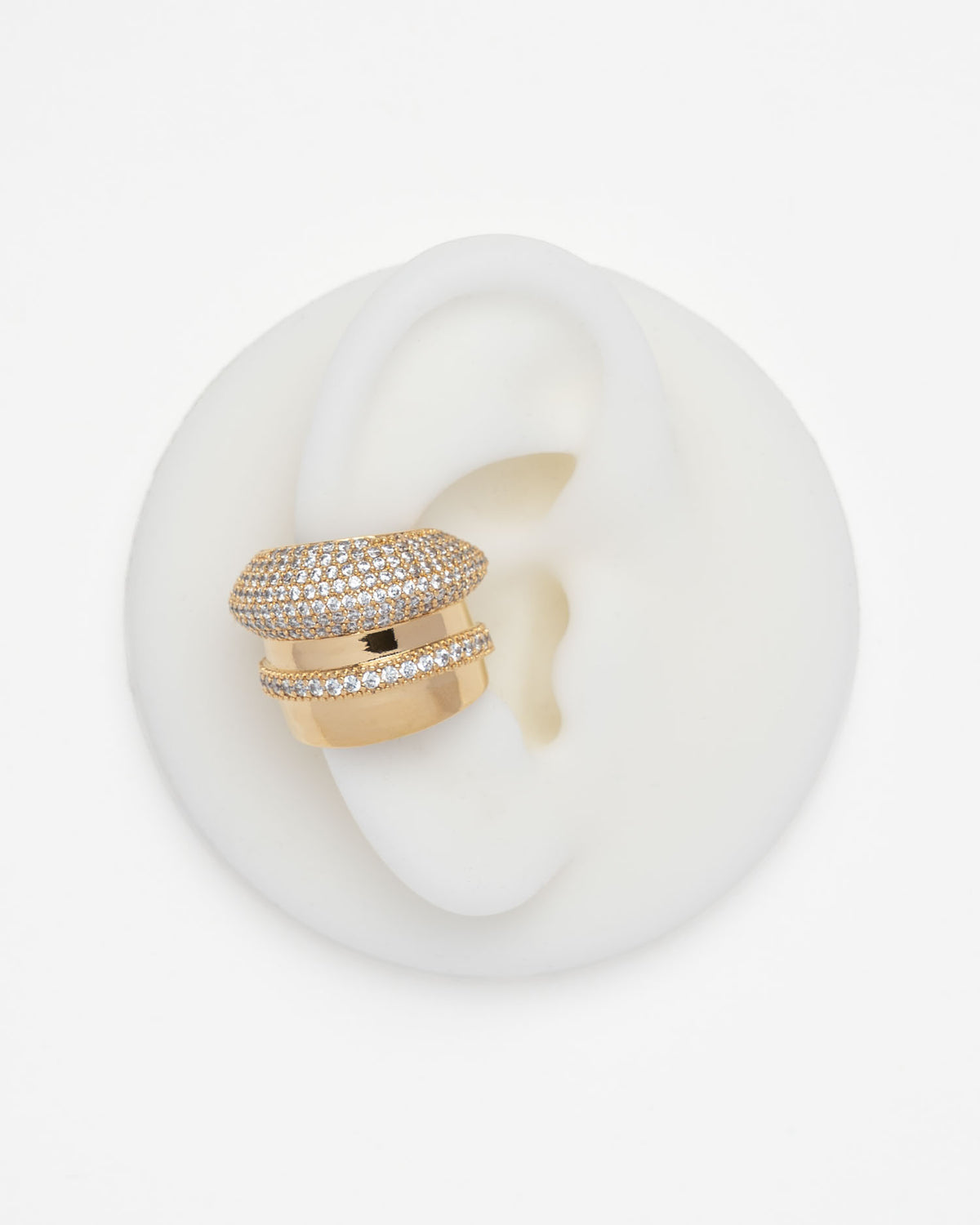 Izza Earcuff