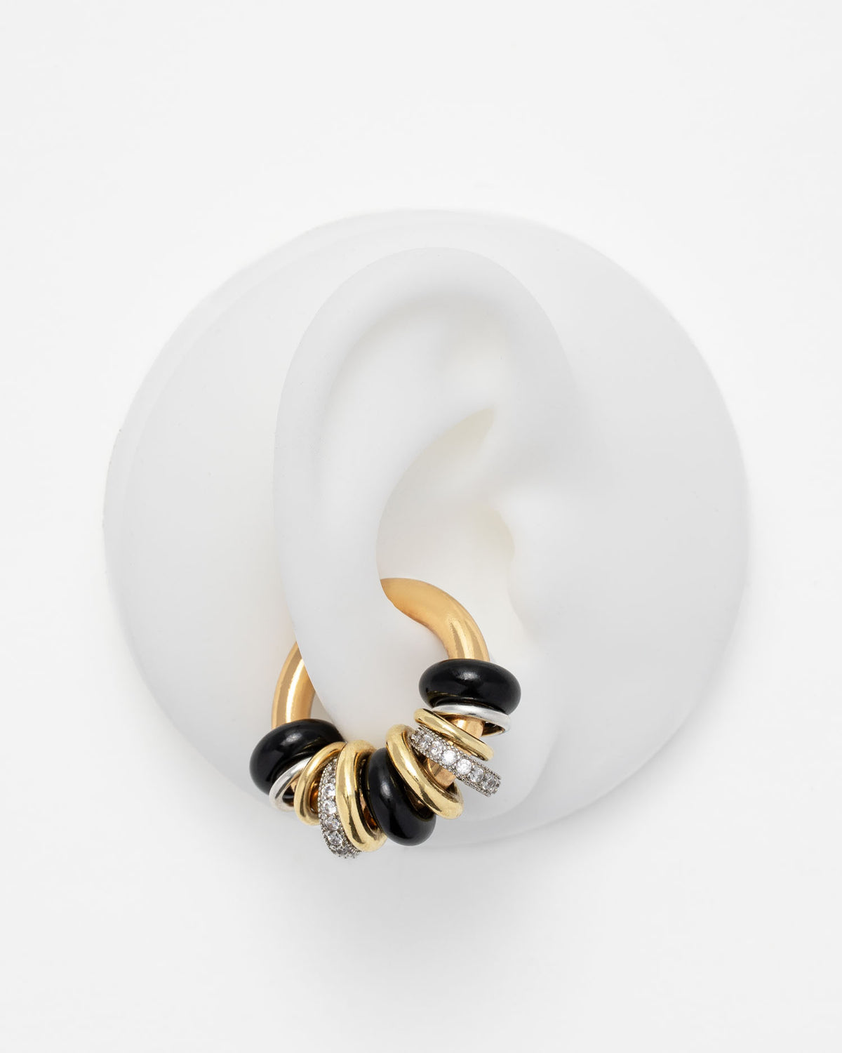 Earcuff Eyelets Shiny Black
